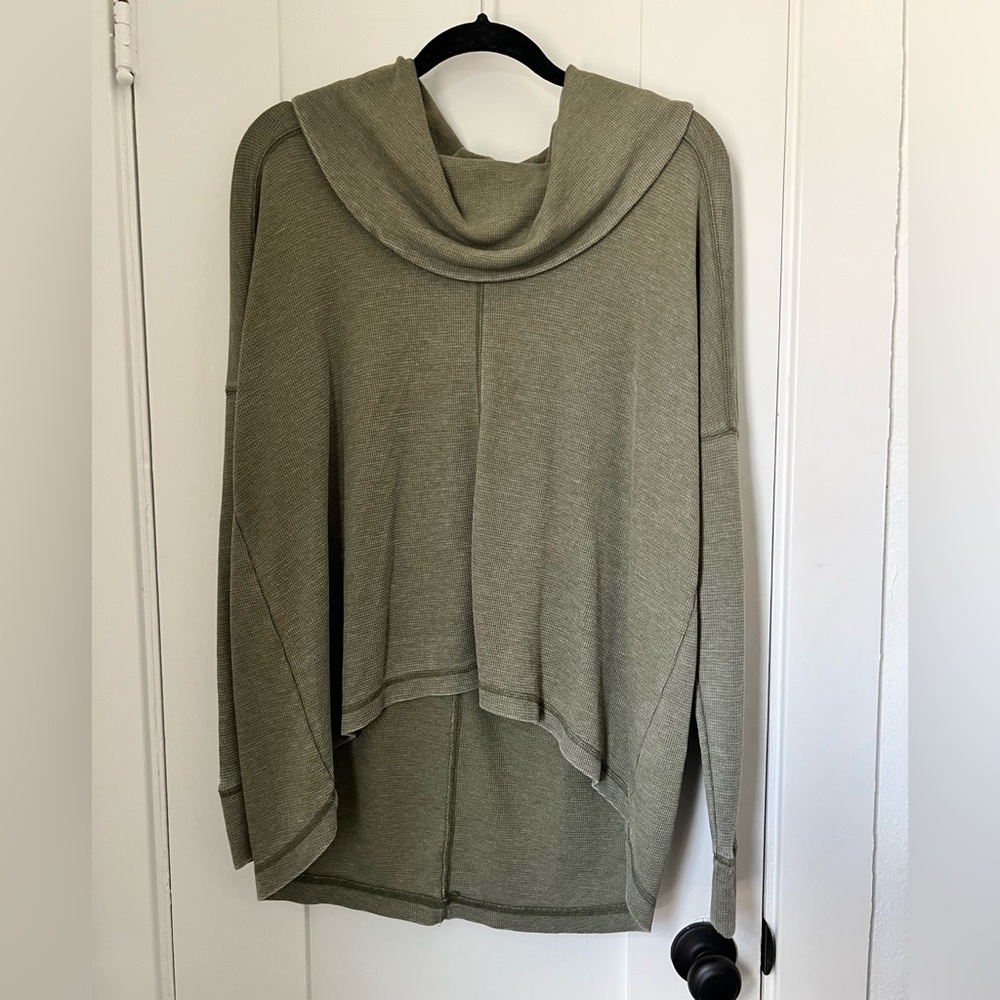 Lucky Brand Long Sleeve Green Sweater - Large